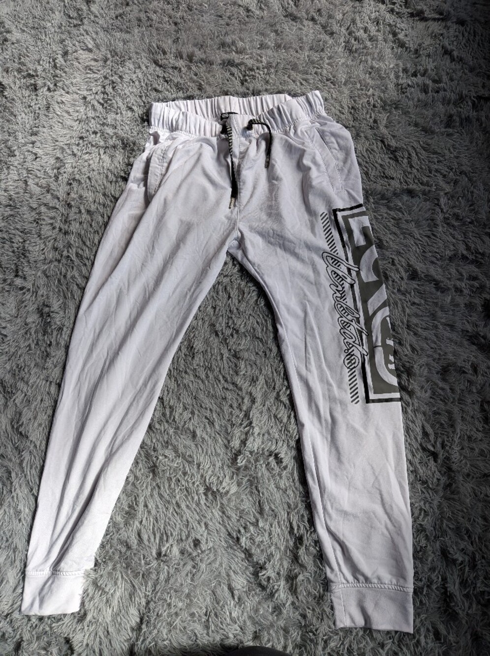 Ecko Unlimited White Jogger Pants with Black Side Graphic